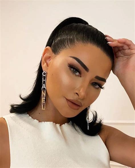 20+ Slicked Back Hairstyles