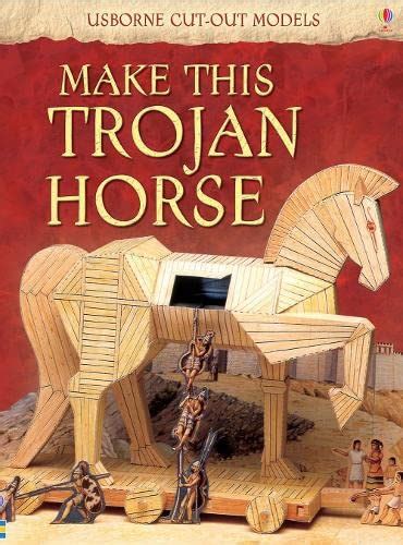 Make This Trojan Horse : Usborne, Ashman, Iain: Amazon.in: Books