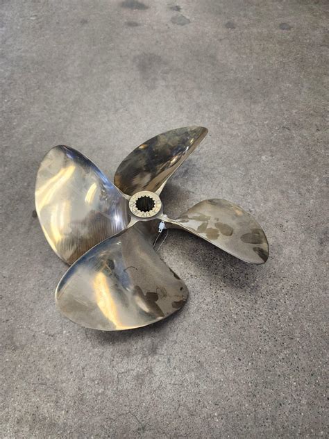 Used Brass/Nibral 13.25 X 17 4 Blade NiBrAl OJ, Splined U-985225932 - PropMD Propeller Repair ... - where is used brass