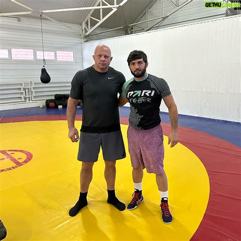 Arman Tsarukyan Wiki, Biography, Age, Gallery, Spouse and more