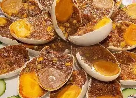 罗江糯米咸鹅蛋:德阳罗江区特色美食糯米咸鹅蛋,产地食品_四川产地宝