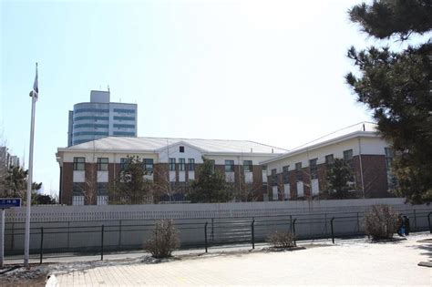 韩国驻沪总领事馆教育领事访问我校并开设讲座