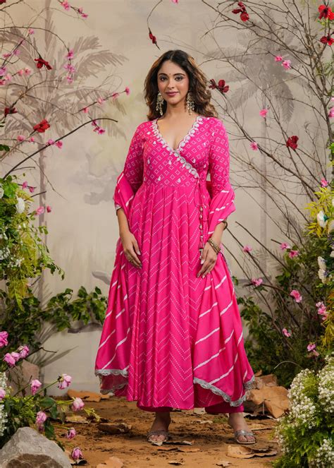 Nisa Pink Bandhej Angrakha Kurti With Pant & Dupatta – EverBloom