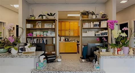 Pet Care Specialists - Madison Avenue Veterinary Clinic