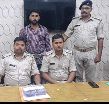 Jamshedpur police success - जुबिली पार्क गेट के पास अवैध देशी पिस्टल के ...