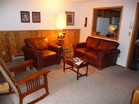YELLOWSTONE TOWNHOUSES (West Yellowstone) - Hotel Reviews & Photos ...