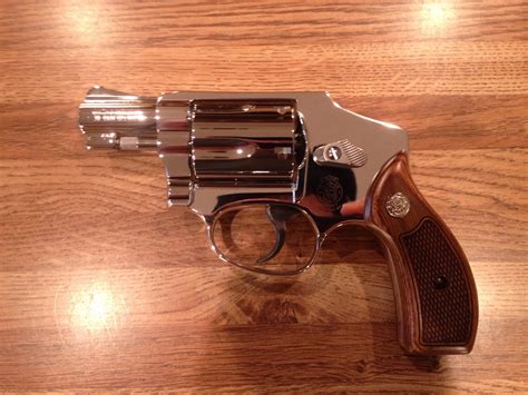 Smith & Wesson 642 Airweight - For Sale, Used - Excellent Condition ...
