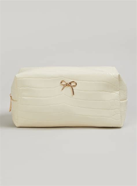 Buy Women Textured Pouch Online at just Rs. 299.0 - 1000015995898 | Max ...