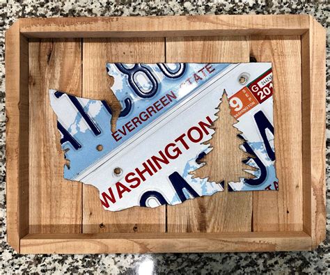 How to Make a Sign Using License Plates 的图像结果