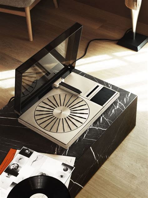 Bang & Olufsen onthult Beogram 4000c platenspeler met prijskaartje van ...