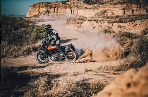 Suzuki V-Strom SX vs KTM 250 Adventure: Which bike should you buy ...