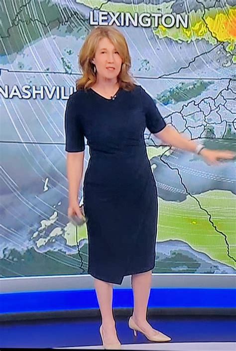 Weather Alert Day w/ WRAL Elizabeth Gardner! : r/WomenofWRAL