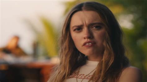 Aimee Lou Wood Slams SNL's 'Mean' The White Lotus Season 3 Parody ...