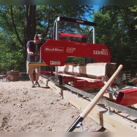 32" Portable Sawmill (5 x Blades Included), 459cc 15HP E-Start Gasolin