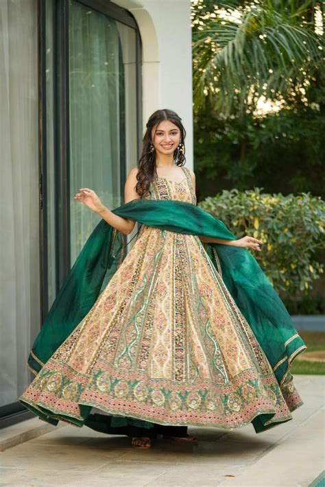 Buy Triveni green heavy embroidered maxi Online in India | Idaho Clothing