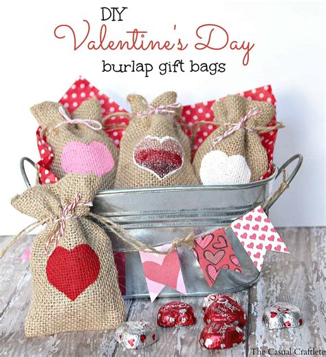 DIY Valentine’s Day Burlap Gift Bags