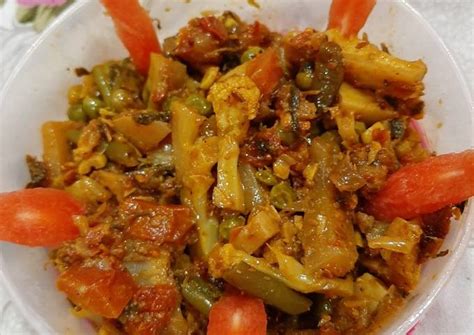 Mix Veg Recipe by reemamakhija - Cookpad