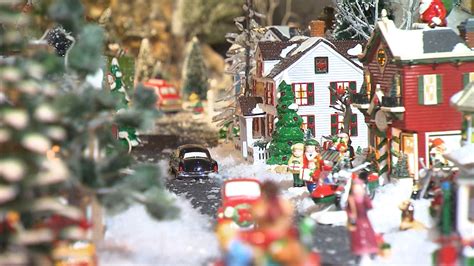 Amber Falls Winery Snow Village | Tennessee Crossroads | NPT