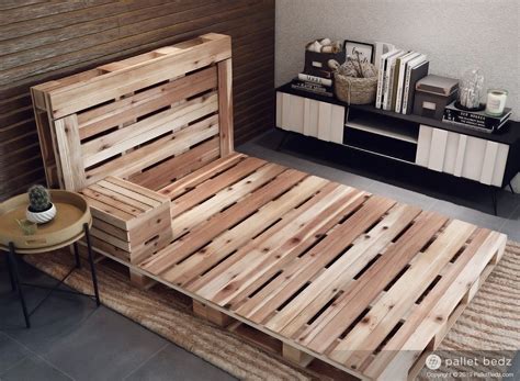 Number Of Pallets To Make Full Size Bed 16 Wooden Pallet Bed Frame ...