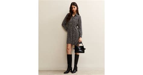 Black Squiggle Print Mini Shirt Dress | New Look