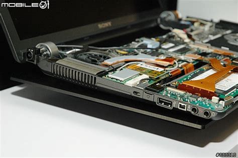 [採訪]Sony VAIO Z+SR+FW外觀PK疊疊樂 售價4萬6800元起 - Mobile01