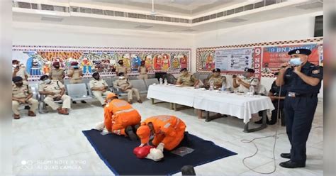 NDRF-disaster force engaged in making people aware | बिहार में नदियां ...