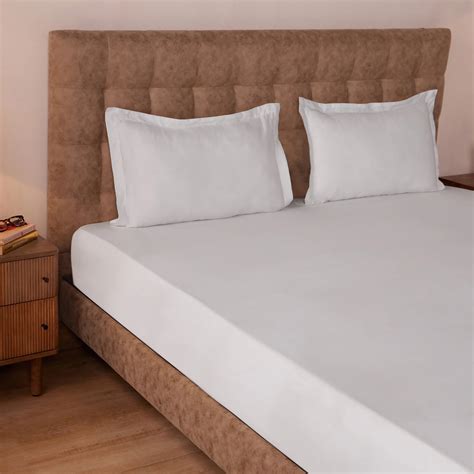 Buy Paleto | Everyday Hues Solid Dyed Cotton Fitted Sheet Set-White ...