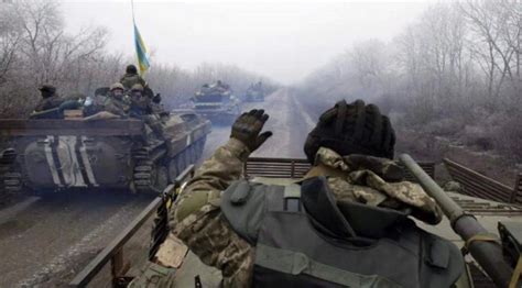 先头部队已开赴乌克兰，俄国防部长宣布：剩余有21.8万士兵做准备_腾讯新闻