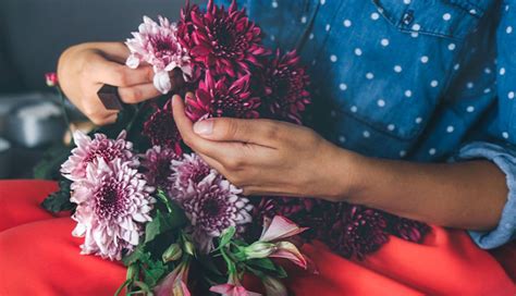 5 Home Remedies To Get Rid of Vaginal Odor - lifeberrys.com