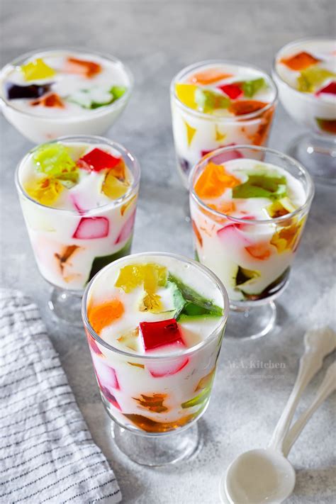 Jello Cups With Fruit
