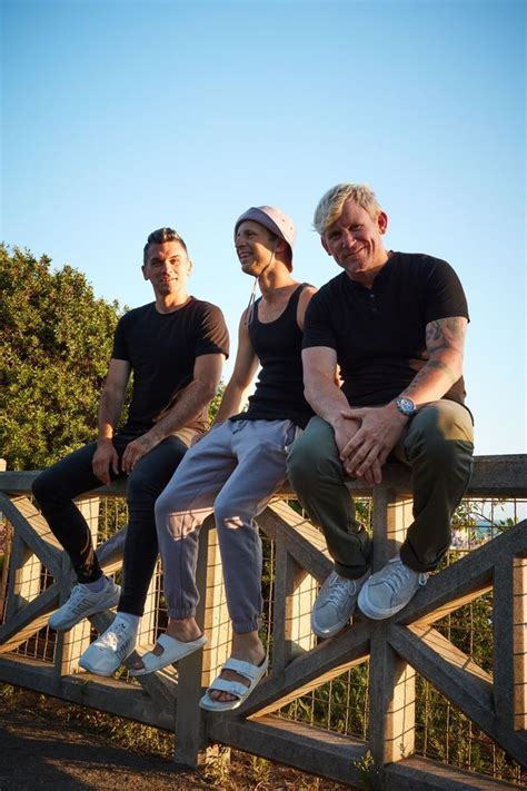Sovereign Vine, Shenanigans Irish Pub & Grille, Long Beach, 31 March ...