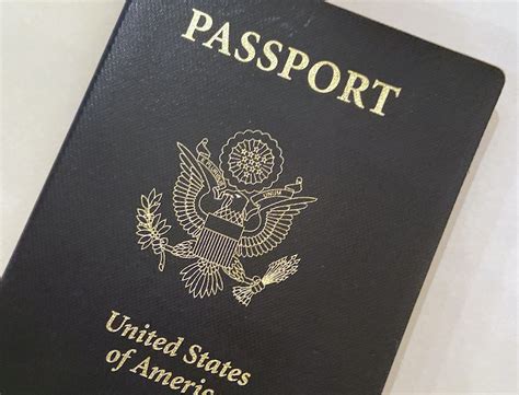 10大全球最美护照，都蕴藏着哪些“小心机”？ - 知乎