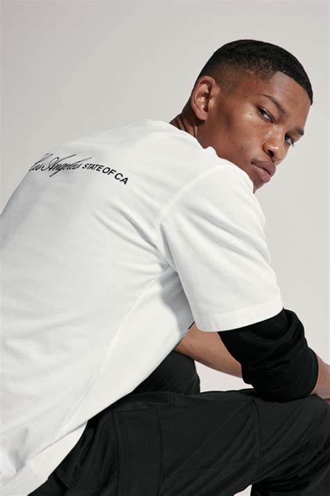 Loose Fit Printed T-shirt - Round neck - Short sleeve - White/Fairfax ...