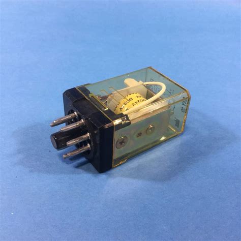 Idec Rr2P-Udc24V Power Relay, Dpdt, 24Vdc, 10A, Plug In : Amazon.in ...