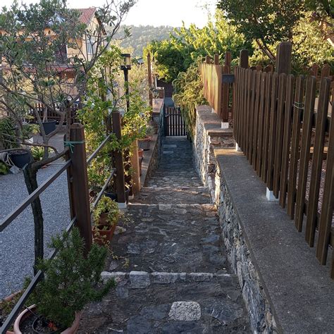 SALVIA E ROSMARINO - AFFITTACAMERE IN LIGURIA (Villanova d'Albenga ...