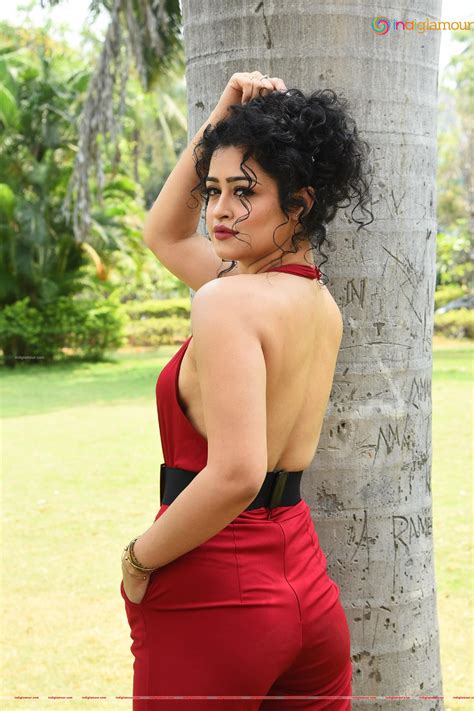 Apsara Rani Actress HD photos,images,pics and stills-indiglamour.com #551745