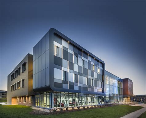 Colleges for Computer Software Engineer 的图像结果