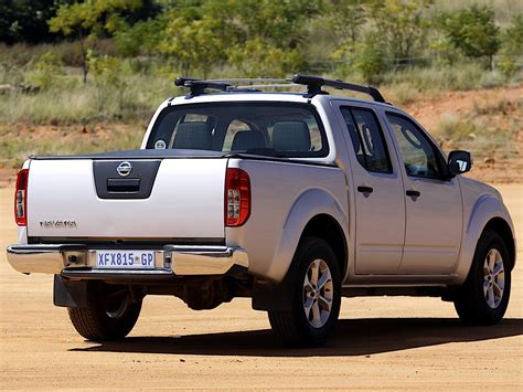 NISSAN Navara / Frontier Double Cab Specs, Performance & Photos - 2005, 2006, 2007, 2008, 2009 ...