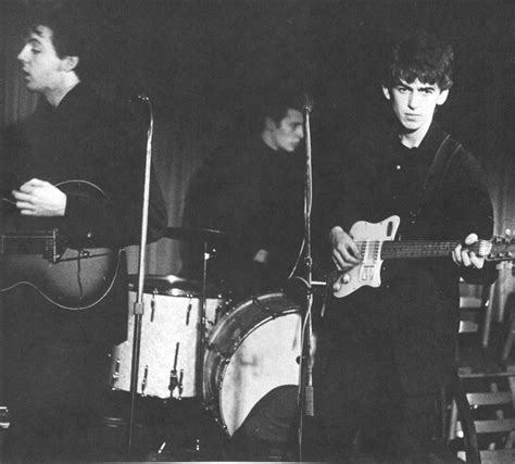 * The Beatles! * Paul McCartney, Pete Best (Drums), George Harrison ...