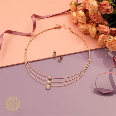 Buy Real Diamond Set Online | Real Diamond Set by Manubhai.