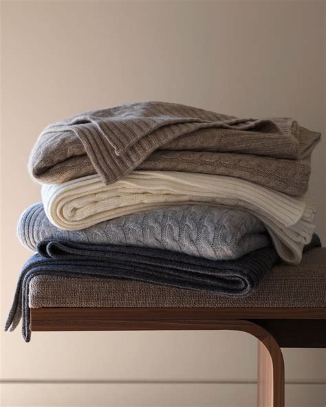 Classic Cable Knit Cashmere Throw/Blanket | Sofia Cashmere – SofiaCashmere