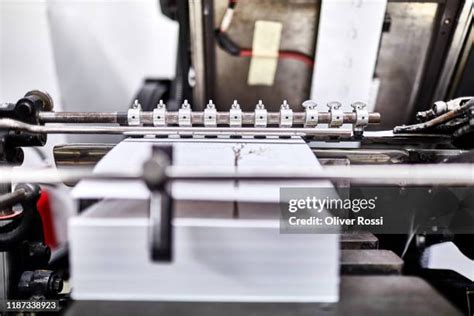 Old Paper Machine 的图像结果