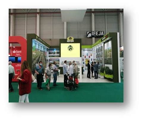 CRESPI Servicio Integral en actos públicos y sociales: Stands ...