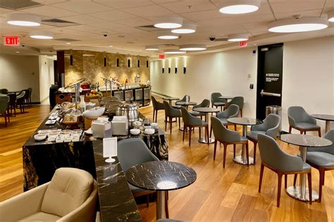 Review: Turkish Airlines Priority Pass lounge in Miami - The Points Guy