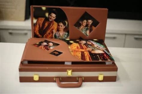 Brown Suitcase Photo Album Box Manufacturer, Supplier from Ganganagar