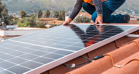 Top-Notch Solar Panel Repair Services in Las Vegas, NV | Amira Solar