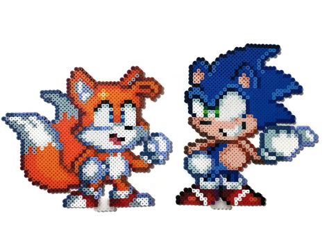 Sonic the Hedgehog and Tails Pixel Art Figures - Etsy Canada