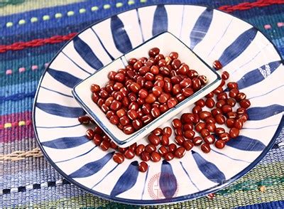 长期吃红豆的害处 经常吃红豆的副作用有哪些_红豆_做法,功效与作用,营养价值z.xiziwang.net