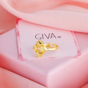 GIVA Golden Signature All Rise For The Queen Ring for Womens and Girls ...