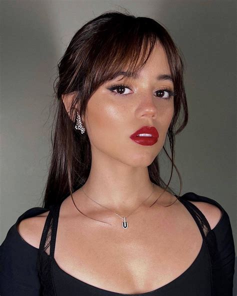 14 Jenna Ortega Hairstyles You Need to Try Right Now - Her Style Code